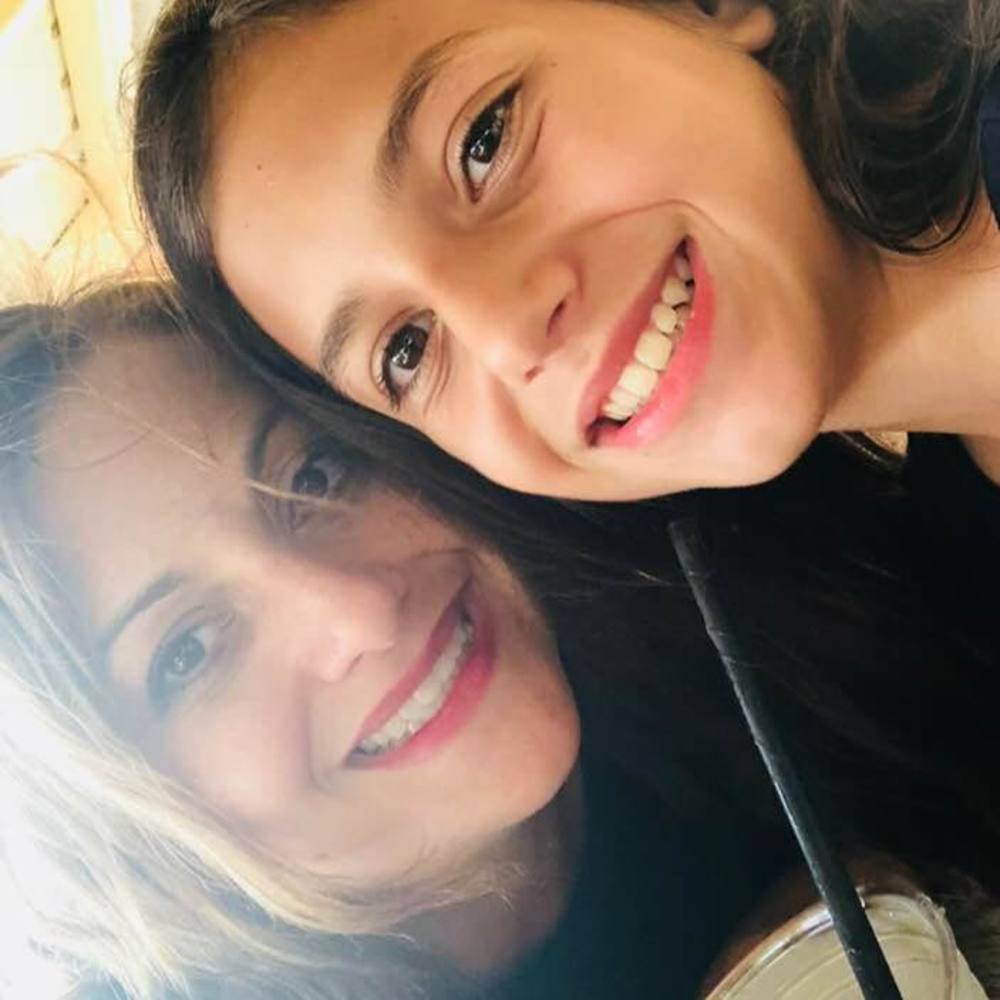 Meet your Posher, Dana